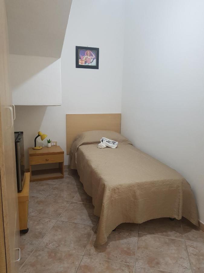 B&B Casa Alessandro 斯卡莱阿 外观 照片